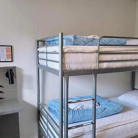 Hostel Og *